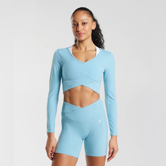Gymshark Crossover Long Sleeve Shorts Powder Blue Workout Set - Picture 1 of 11